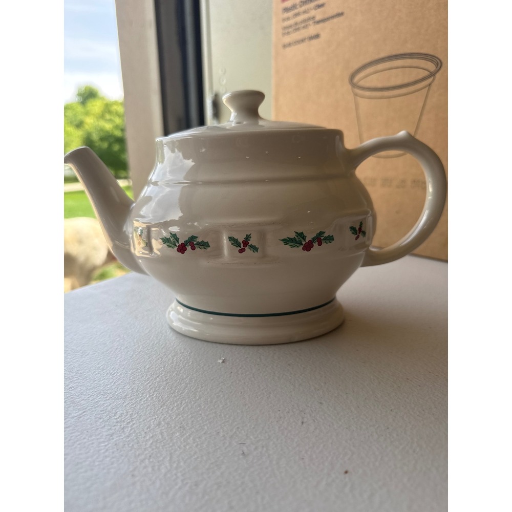 Longaberger Pottery Christmas Holly Teapot‎ Cream Stoneware Made in USA Holiday